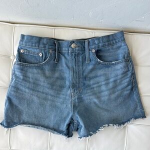 Madewell The Perfect Jean Short Distressed Cut-Off Style